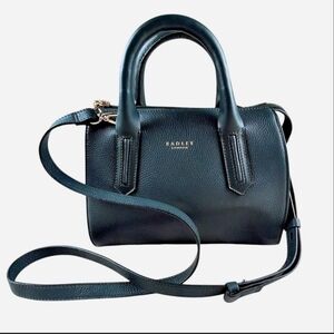 Radley London Badger's Walk 2.0 Green Leather Crossbody Handbag‎